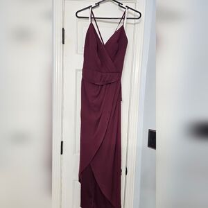 Elegant Burgundy Evening Dress